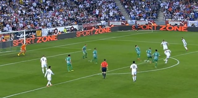 纳乔神来之笔,小贝经典弧线