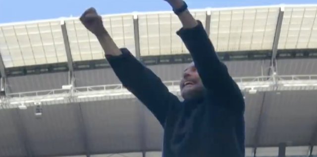 论瓜帅的表演精彩程度,丝毫不输比赛