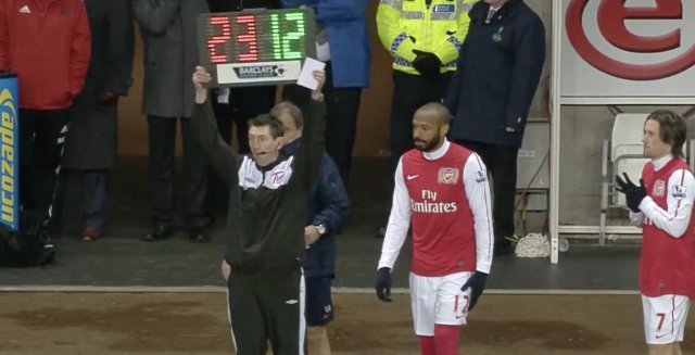 乘着时光的列车,从海布里走到酋长球场