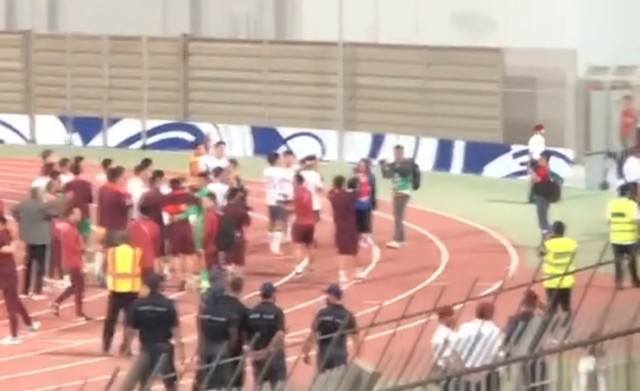 【现场直击】客胜巴林!国脚赛后致谢远征军