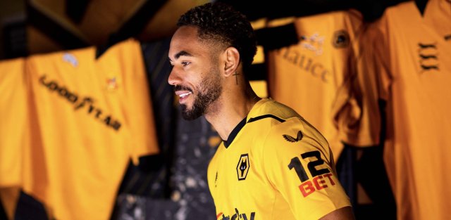 状态火热,狼队前锋库尼亚3场独造6球